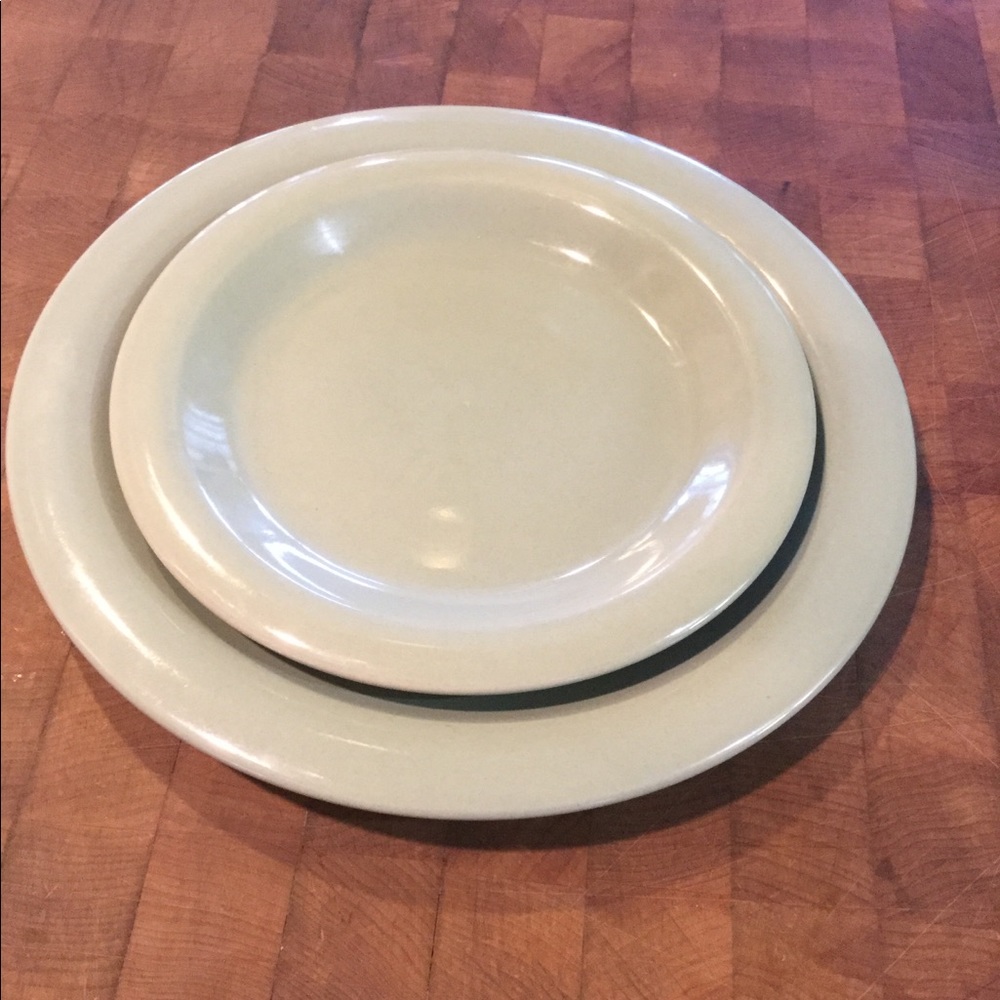Gibson sage  Dinnerware